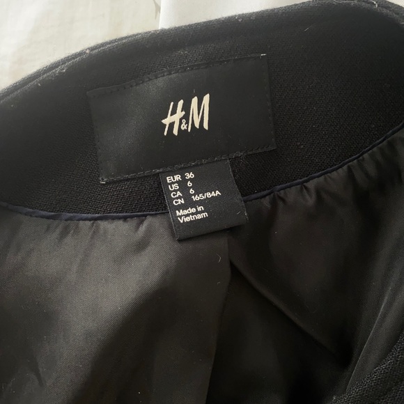 H&M Blazer - Picture 7 of 7